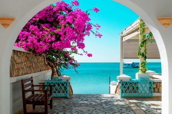 tunisia-blue-sea-1080x675